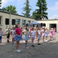 Na zdjęciu występ artystyczny uczniów.