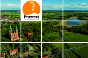 Obrazek przedstawia krajobraz obejmujący kościół pw. św. Jana Chrzciciela w Przemęcie oraz teren wokół niego. Na obrazku widnieje również logo Gminy Przemęt.