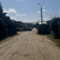 Na fotografii widoczna droga przed remontem.